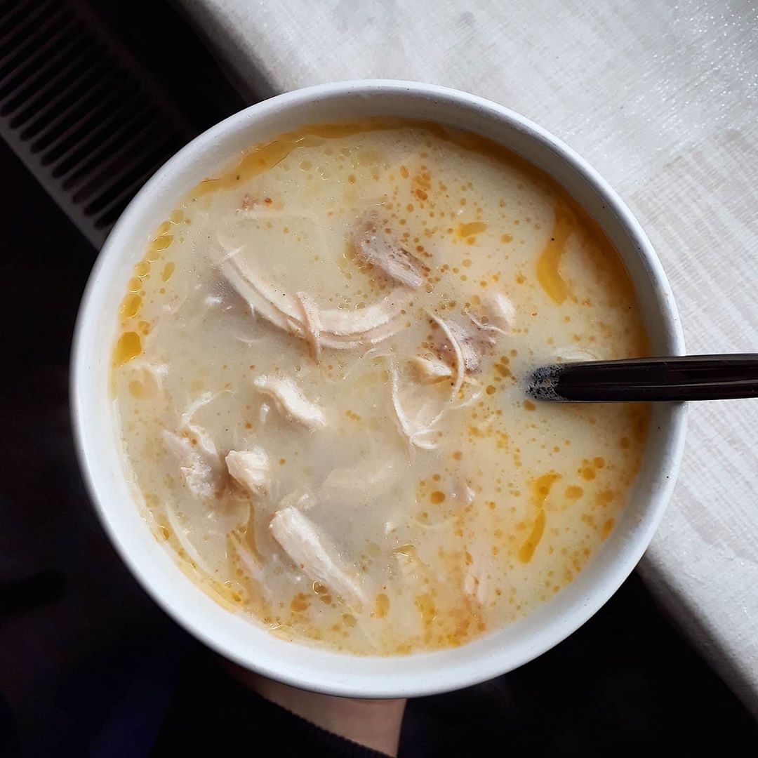 Tavuk suyu çorbası